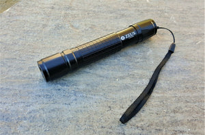 Zeus Pocket - Leistungsstarker lila Laserpointer 150mW / 405nm