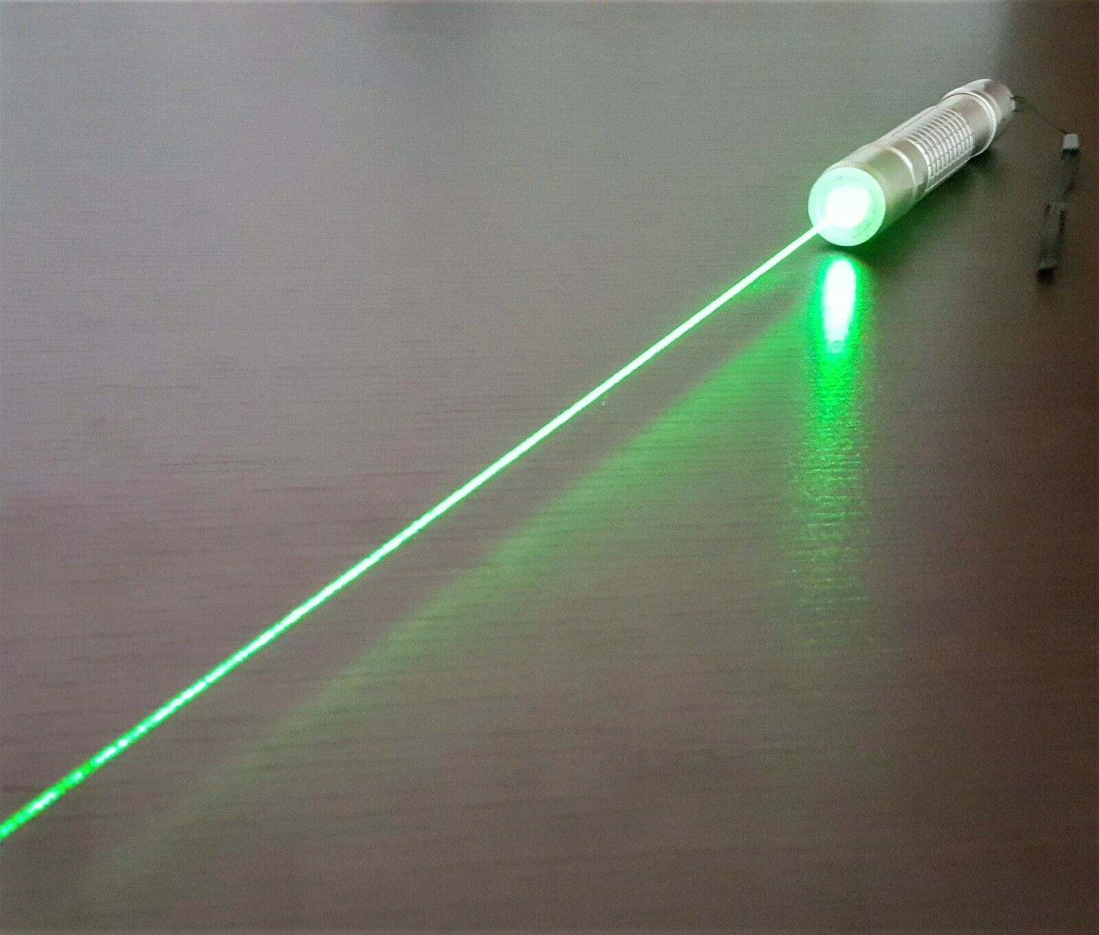 Green Laser Pointer, 532nm, Range to 3,000 Ft.